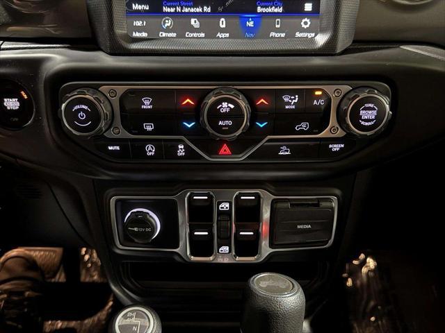 2023 Jeep Wrangler 4-Door Sahara