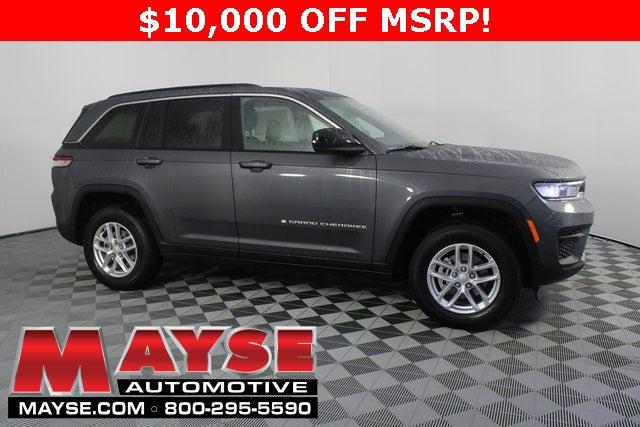 2025 Jeep Grand Cherokee GRAND CHEROKEE LAREDO X 4X4
