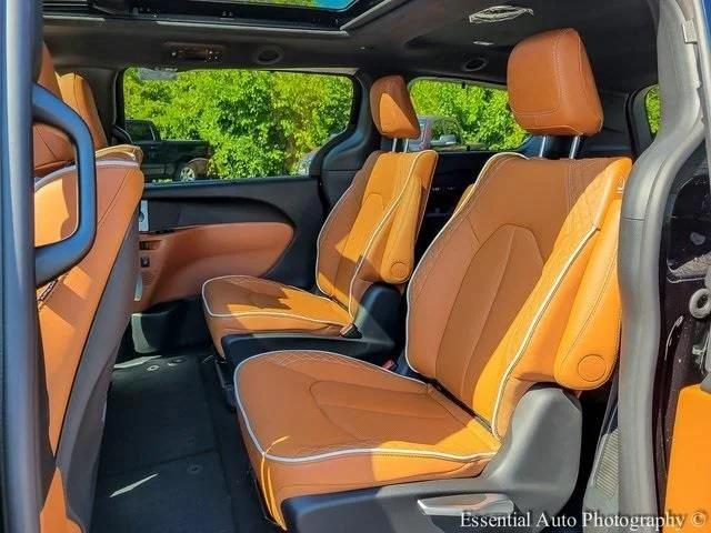 2026 Chrysler Pacifica Pinnacle AWD