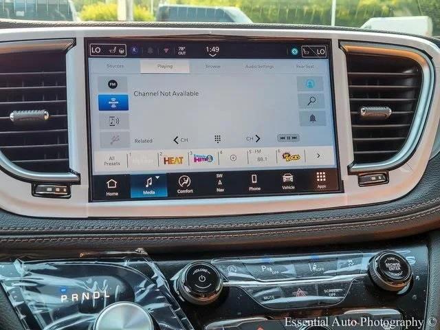 2026 Chrysler Pacifica Pinnacle AWD