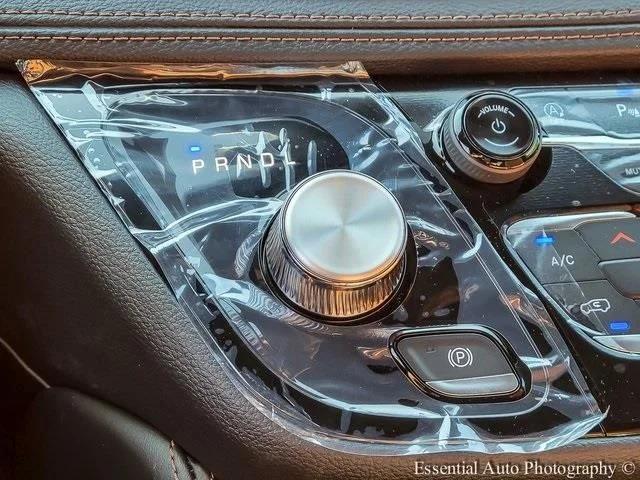 2026 Chrysler Pacifica Pinnacle AWD