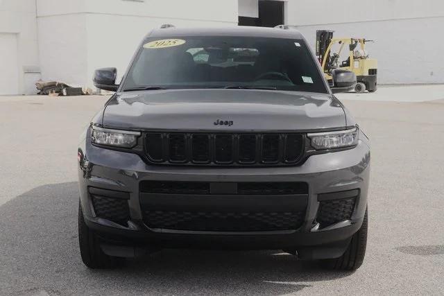 2025 Jeep Grand Cherokee GRAND CHEROKEE L ALTITUDE X 4X4