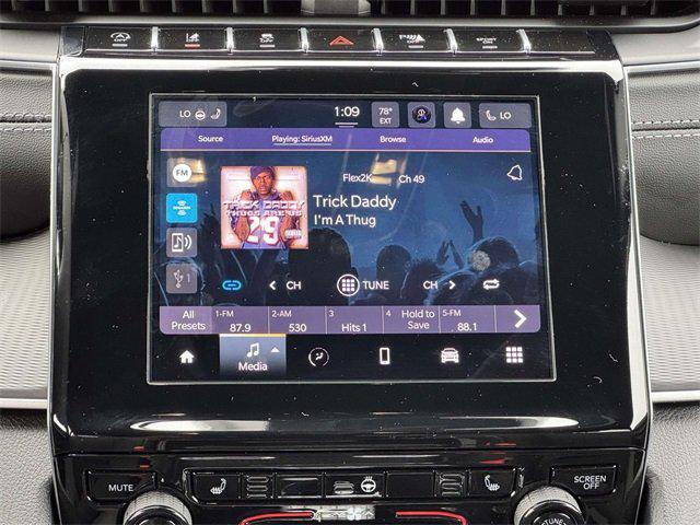 2025 Jeep Grand Cherokee GRAND CHEROKEE L LAREDO 4X4