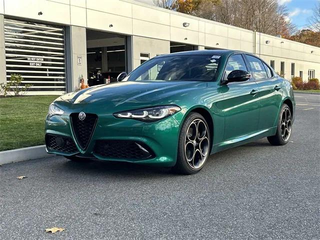 2025 Alfa Romeo Giulia GIULIA INTENSA AWD 2025 Alfa Romeo Giulia GIULIA INTENSA AWD