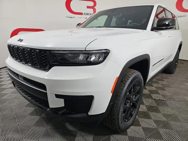 2025 Jeep Grand Cherokee GRAND CHEROKEE L ALTITUDE 4X4