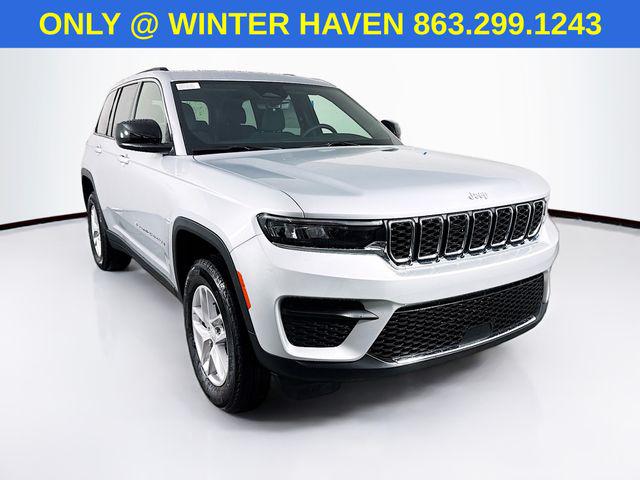 2025 Jeep Grand Cherokee GRAND CHEROKEE LAREDO X 4X4 2025 Jeep Grand Cherokee GRAND CHEROKEE LAREDO X 4X4