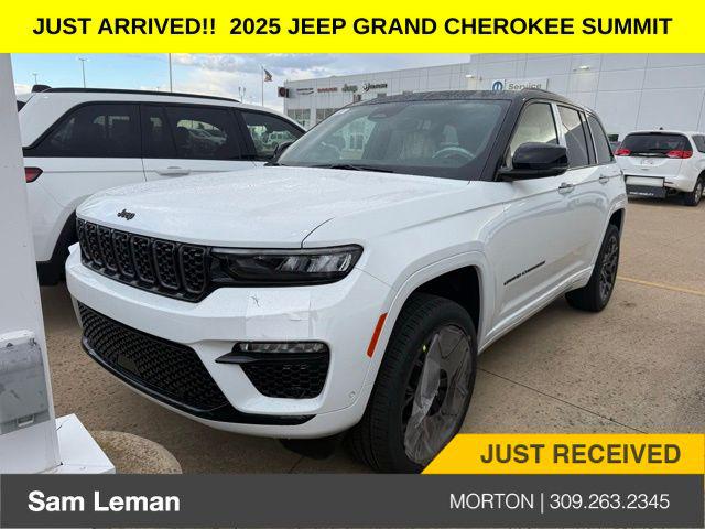 2025 Jeep Grand Cherokee GRAND CHEROKEE SUMMIT 4X4