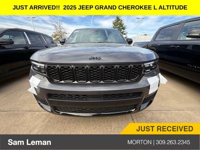2025 Jeep Grand Cherokee GRAND CHEROKEE L ALTITUDE X 4X4 2025 Jeep Grand Cherokee GRAND CHEROKEE L ALTITUDE X 4X4