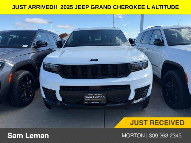 2025 Jeep Grand Cherokee GRAND CHEROKEE L ALTITUDE X 4X4 2025 Jeep Grand Cherokee GRAND CHEROKEE L ALTITUDE X 4X4