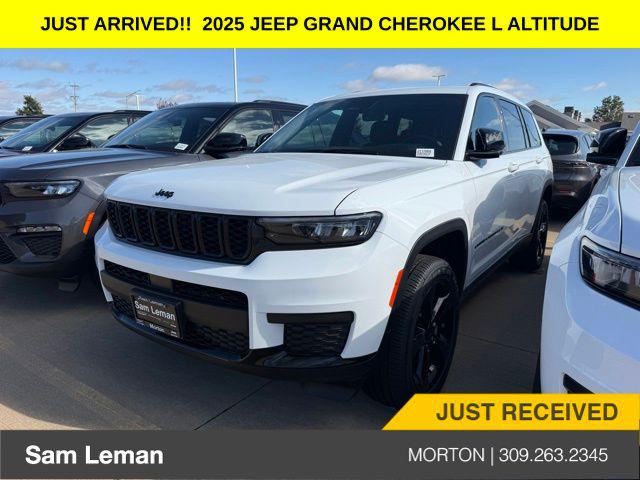 2025 Jeep Grand Cherokee GRAND CHEROKEE L ALTITUDE X 4X4 2025 Jeep Grand Cherokee GRAND CHEROKEE L ALTITUDE X 4X4