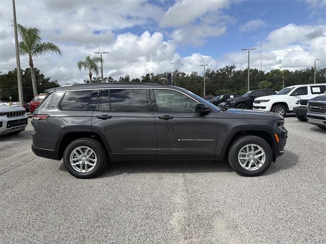 2025 Jeep Grand Cherokee GRAND CHEROKEE L LAREDO X 4X2