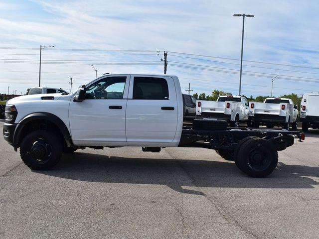 2026 RAM Ram 4500 Chassis Cab RAM 4500 TRADESMAN CHASSIS CREW CAB 4X4 60 CA
