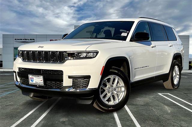 2025 Jeep Grand Cherokee GRAND CHEROKEE L LAREDO 4X4