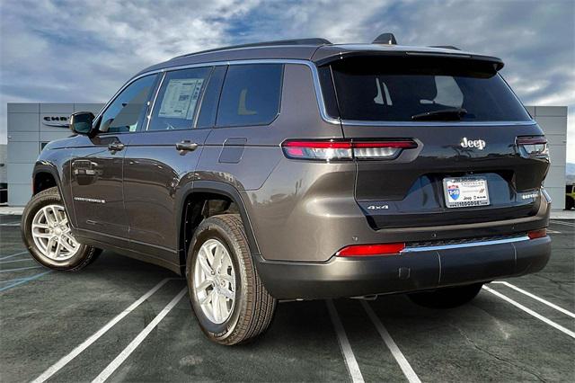 2025 Jeep Grand Cherokee GRAND CHEROKEE L LAREDO 4X4
