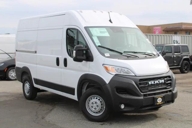 2026 RAM ProMaster Cargo Van Tradesman