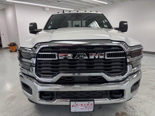 2025 RAM Ram 3500 RAM 3500 BIG HORN CREW CAB 4X4 64 BOX