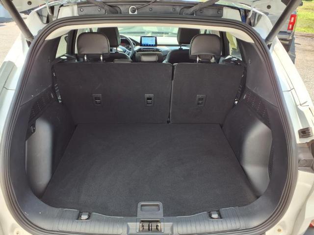 2022 Ford Escape SEL Hybrid
