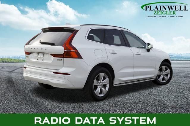 2022 Volvo XC60 B5 Momentum 2022 Volvo XC60 B5 Momentum