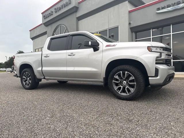 2020 Chevrolet Silverado 1500 4WD Crew Cab Short Bed RST