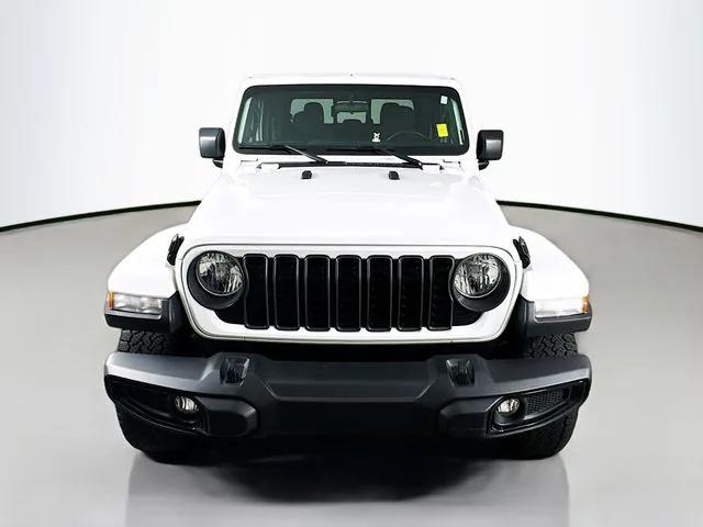2024 Jeep Gladiator Nighthawk 2024 Jeep Gladiator Nighthawk