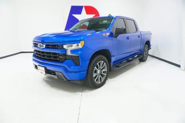 2022 Chevrolet Silverado 1500 4WD Crew Cab Short Bed RST