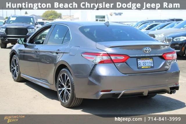 2019 Toyota Camry SE