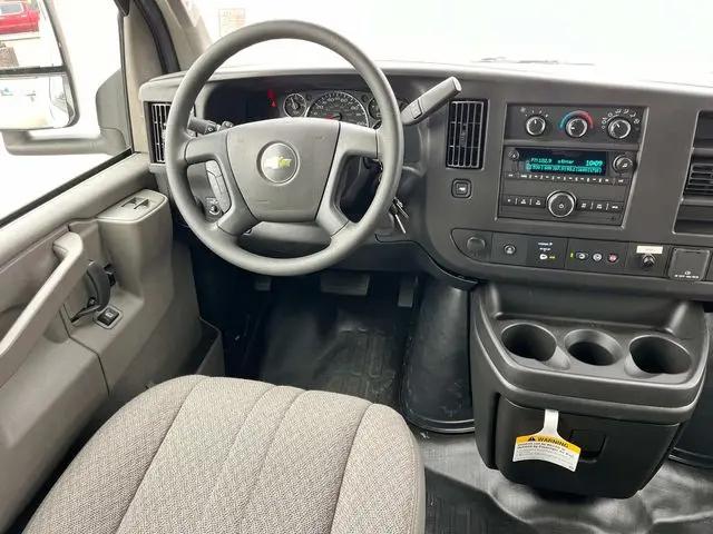2025 Chevrolet Express Cutaway Work Van