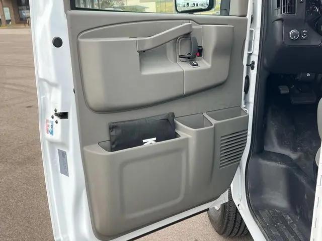 2025 Chevrolet Express Cutaway Work Van