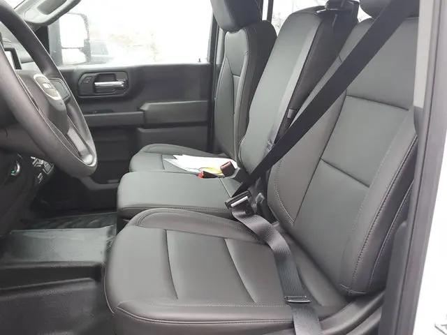 2025 GMC Sierra 3500HD Pro