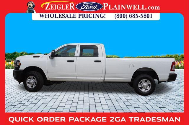 2023 RAM 3500 Tradesman Crew Cab 4x4 8 Box 2023 RAM 3500 Tradesman Crew Cab 4x4 8 Box