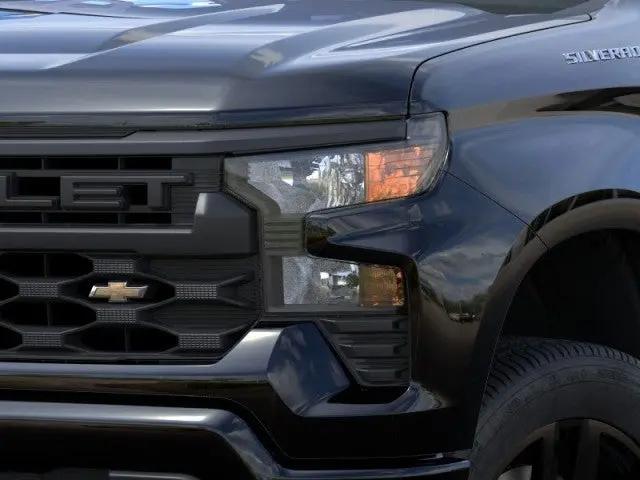 2026 Chevrolet Silverado 1500 4WD Crew Cab Short Bed Custom