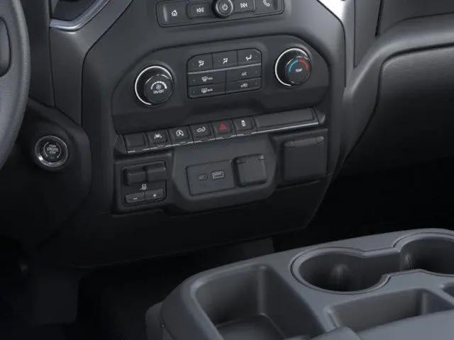 2026 Chevrolet Silverado 1500 4WD Crew Cab Short Bed Custom