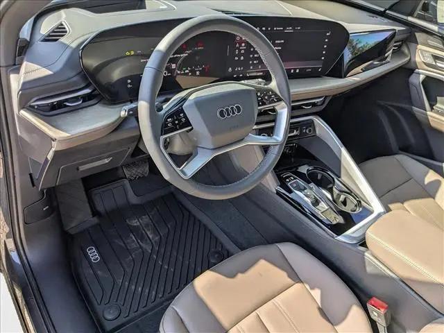 2025 Audi Q5 Premium Plus TFSI quattro S tronic