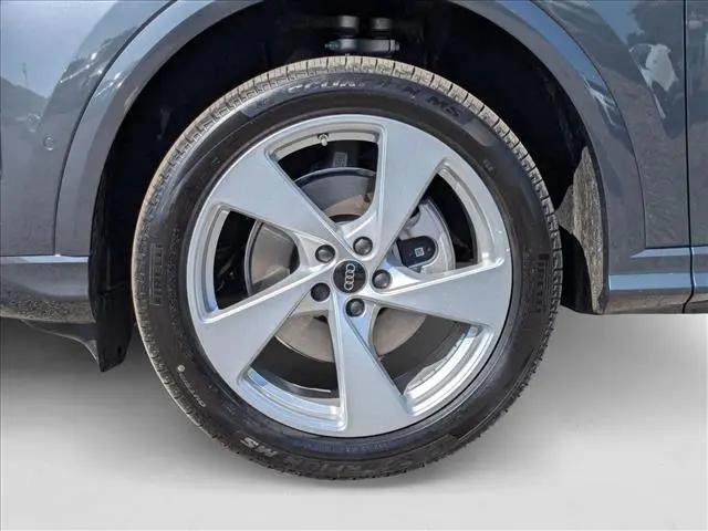 2025 Audi Q5 Premium Plus TFSI quattro S tronic