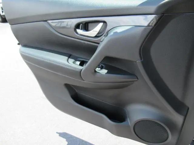 2020 Nissan Rogue S FWD