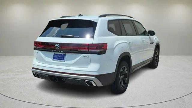 2025 Volkswagen Atlas 2.0T Peak Edition