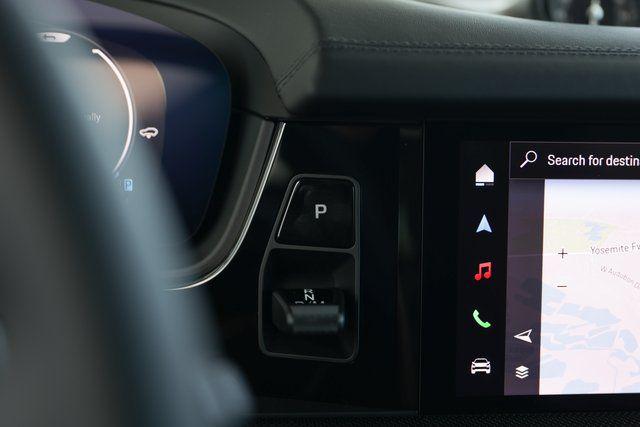 2025 Porsche Cayenne E-Hybrid Turbo