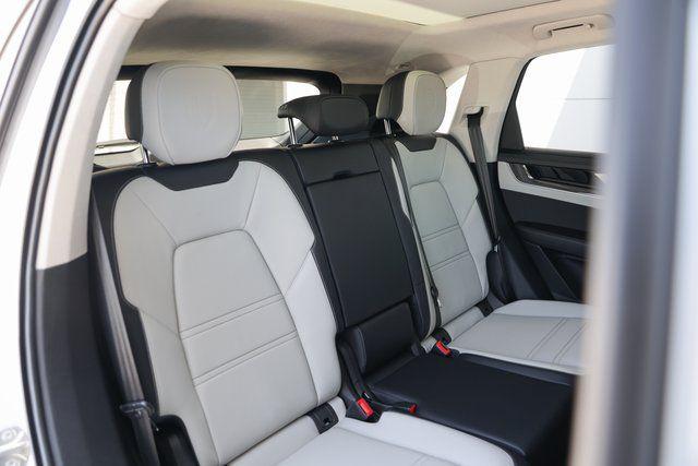 2025 Porsche Cayenne E-Hybrid Turbo