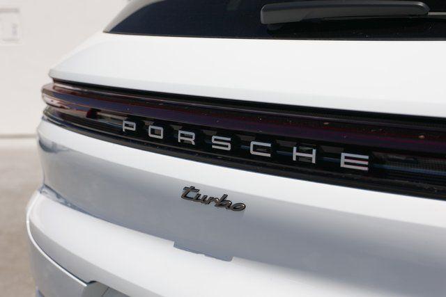 2025 Porsche Cayenne E-Hybrid Turbo