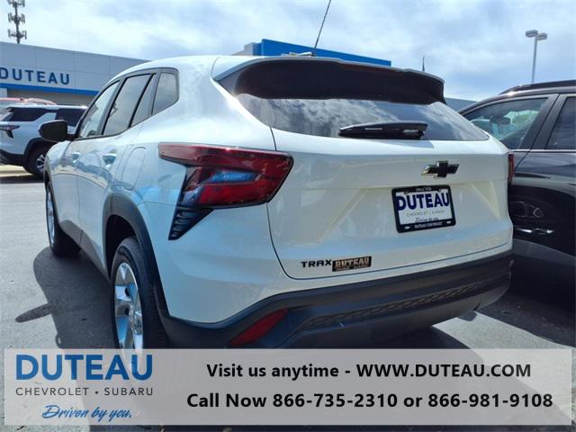 2025 Chevrolet Trax LS