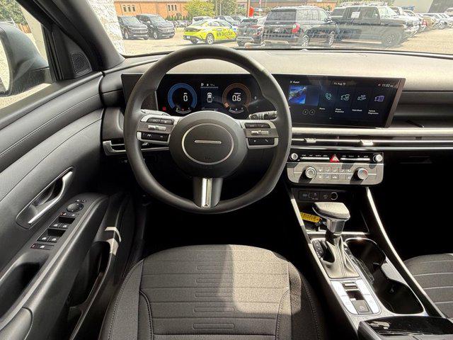 2026 Hyundai Santa Cruz SE - Photo 16