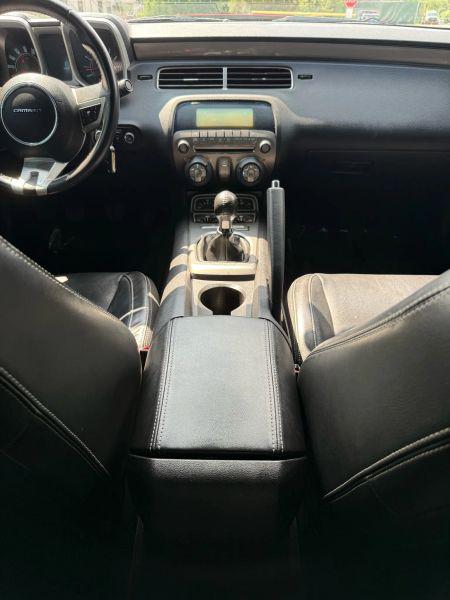 2011 Chevrolet Camaro 2LT