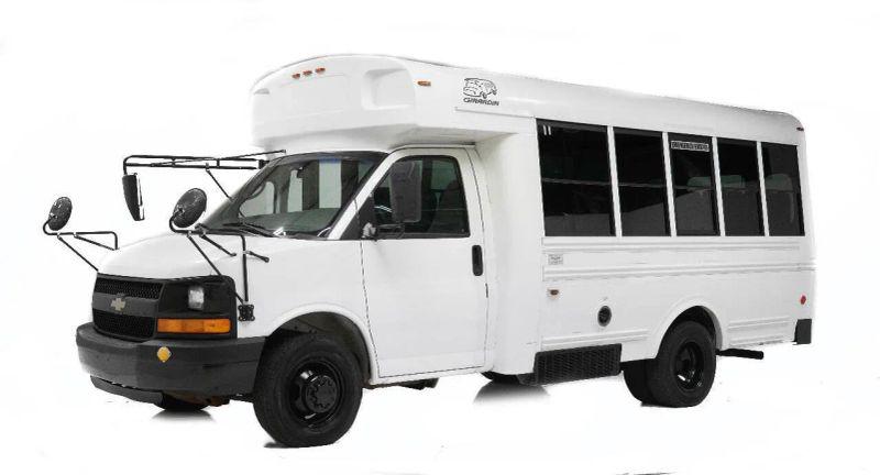 2004 Chevrolet Express Cutaway Base w/C7L/C7N