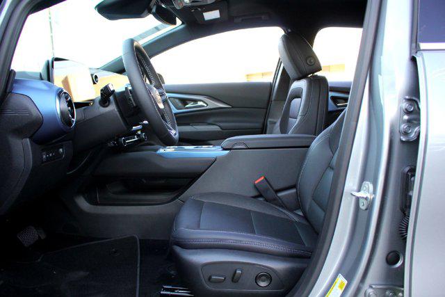 2025 Chevrolet Equinox LT 2