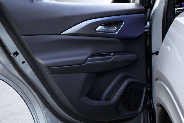 2025 Chevrolet Equinox LT 2