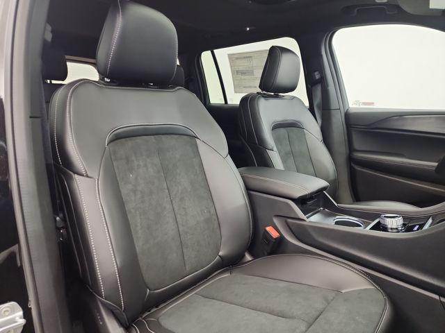 2025 Jeep Grand Cherokee L Altitude X 4x4