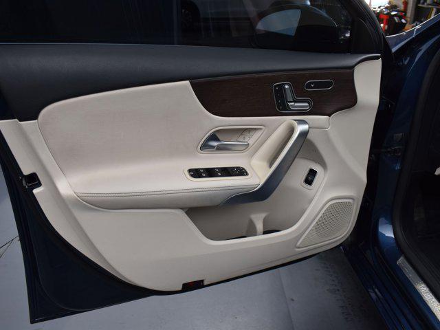 2022 Mercedes-Benz A 220 4MATIC