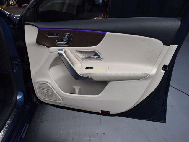 2022 Mercedes-Benz A 220 4MATIC