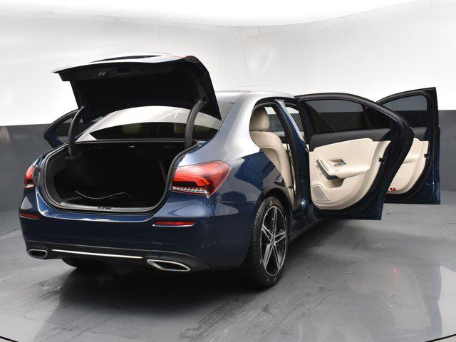 2022 Mercedes-Benz A 220 4MATIC