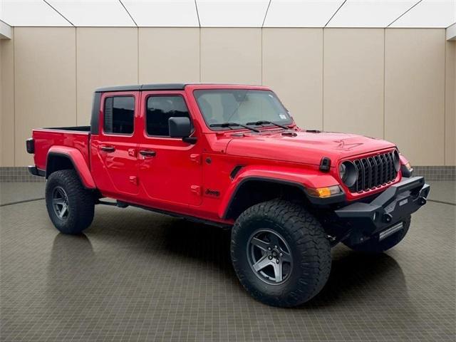 2024 Jeep Gladiator Sport S
